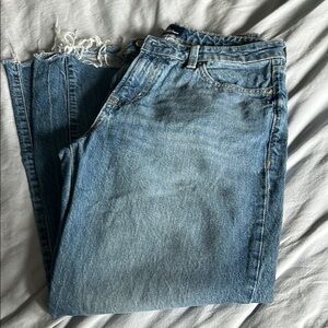 Gap frayed cuff universal slim boyfriend ankle length Jeans 8/29r